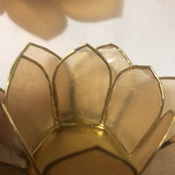 Capiz Shell Tea Light Holder Set of 3 - Picture 4 of 7